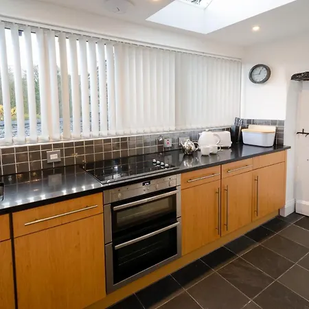 Anns Cottage, Chapel Stile