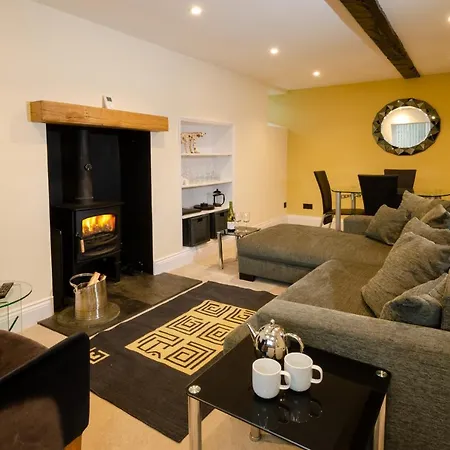 Anns Cottage, Chapel Stile