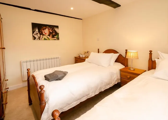 Anns Cottage, * Chapel Stile