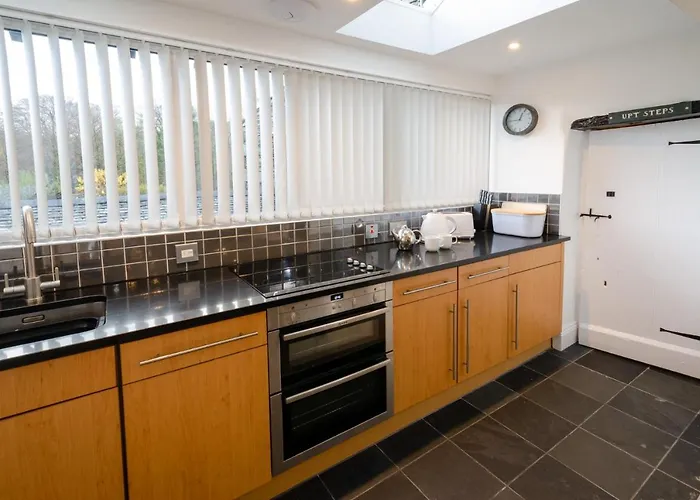 Anns Cottage, Chapel Stile